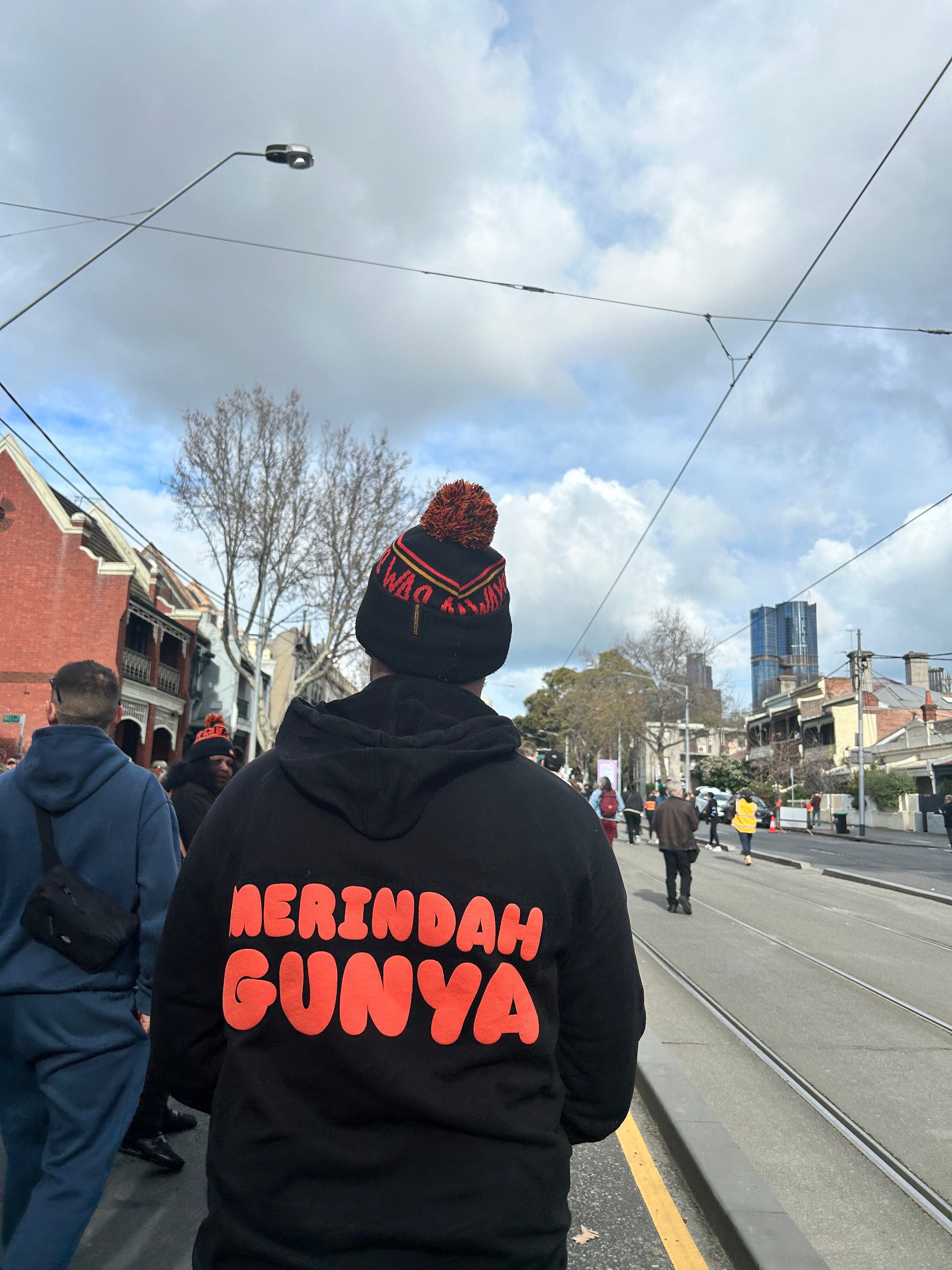 Merindah Gunya Puff Hoodie