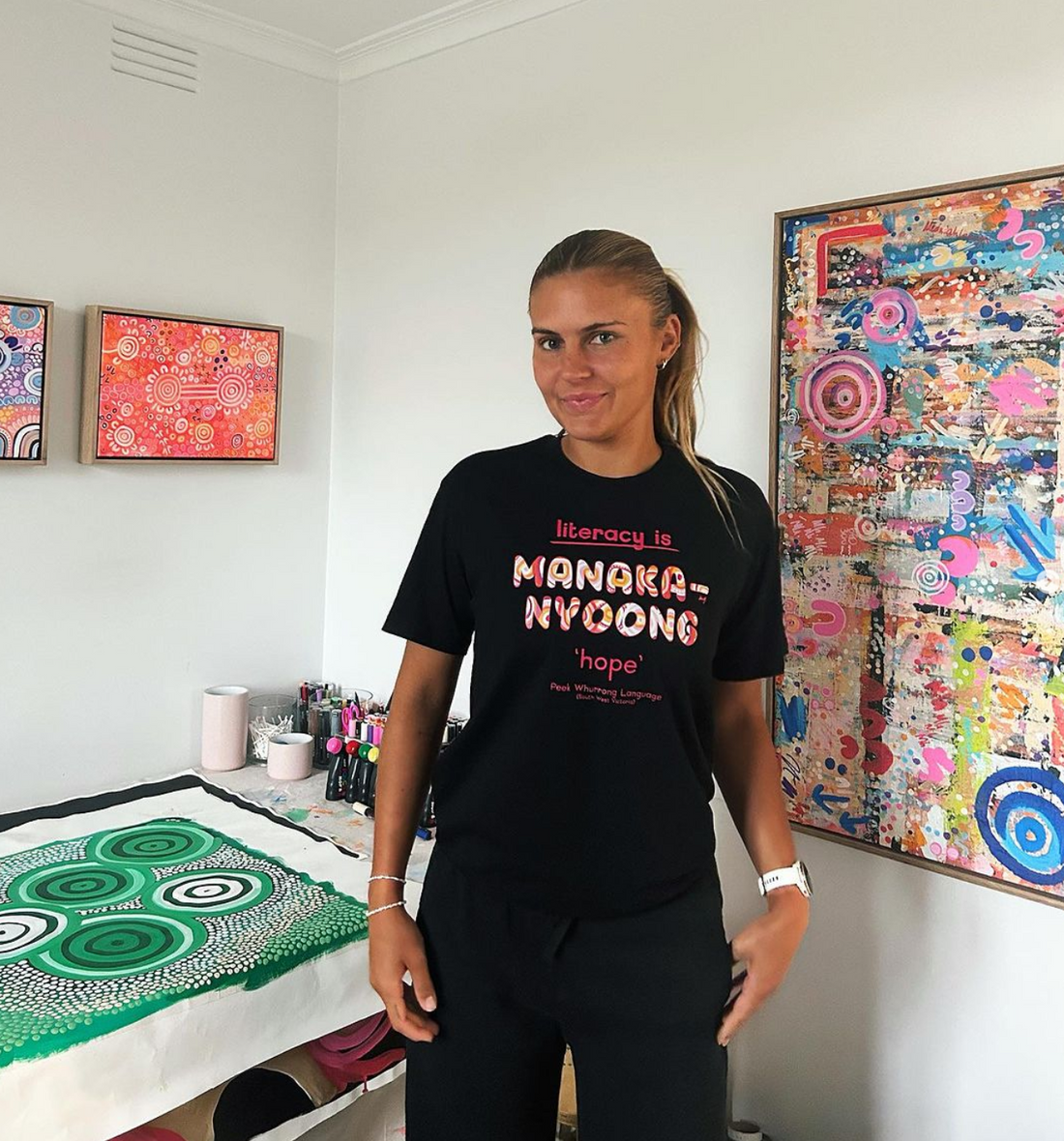 About the Artist – Merindah-Gunya Art
